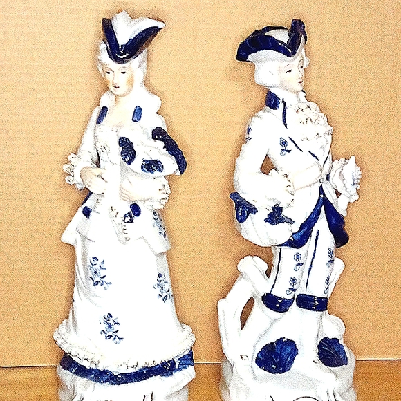 Vintage Hand Painted Porcelain George & Martha Washington by FEI - Picture 5 of 16